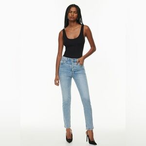 Aritzia Denim Forum The yoko high rise slim 28L Woman’s Jeans👖size 24